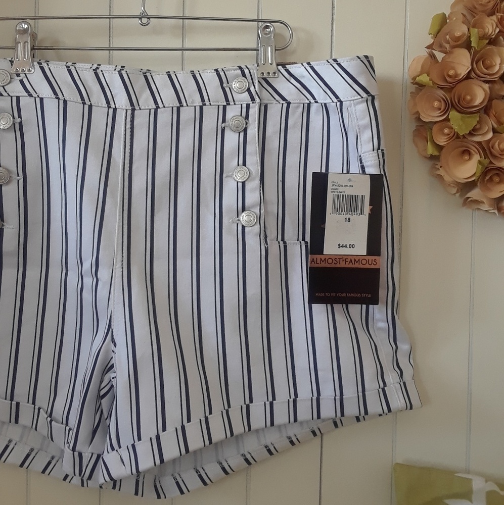 Adorable Navy & White Plus Size Sailor Shorts - Picture 8 of 8